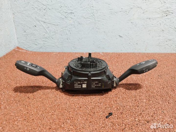 Переключатель подрулевой Bmw F01