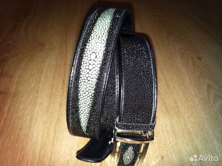 Ремень из кожи морского ската