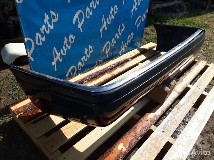 Бампер задний Мерседес 180