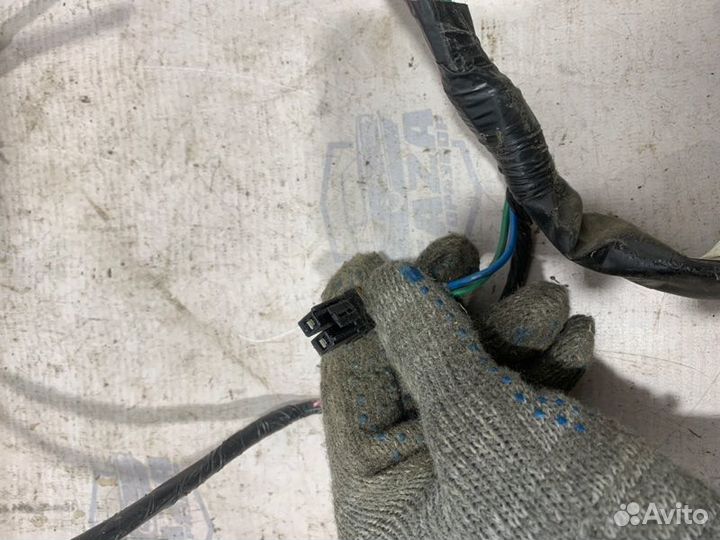 Проводка двери передняя правая Nissan Primera WP11
