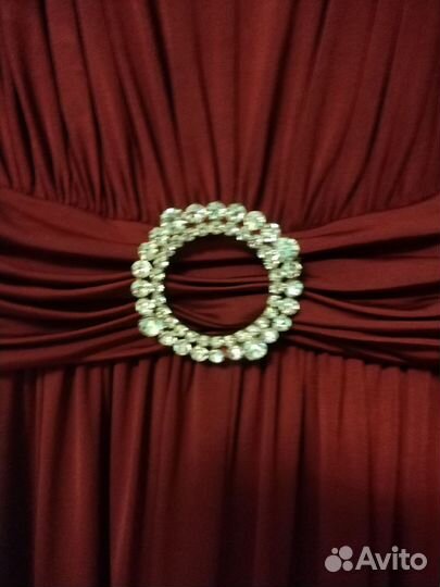 Вечернее платье