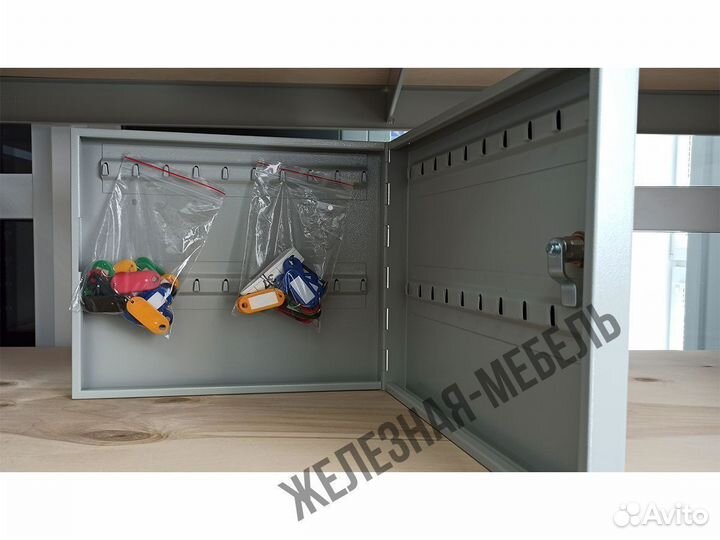 Ключница Key-40 (в комплекте 40 брелоков)