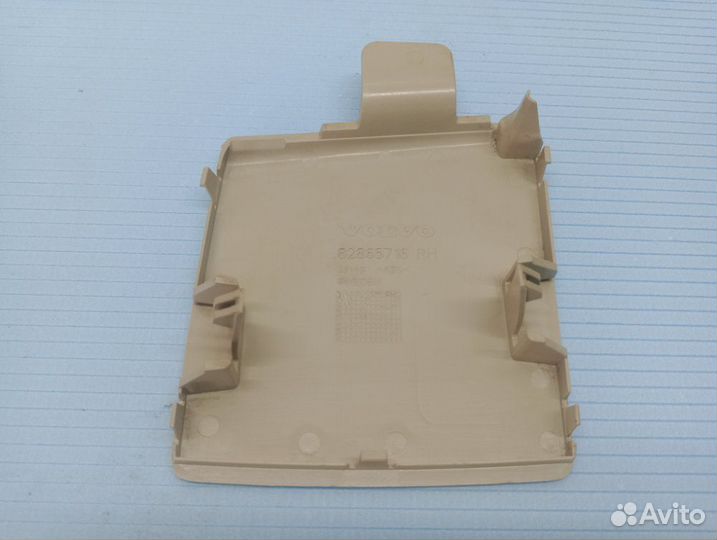 Крышка потолка правая Volvo Fh