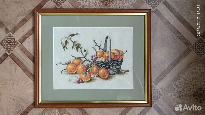 Вышитые картины (мулине и шерсть)