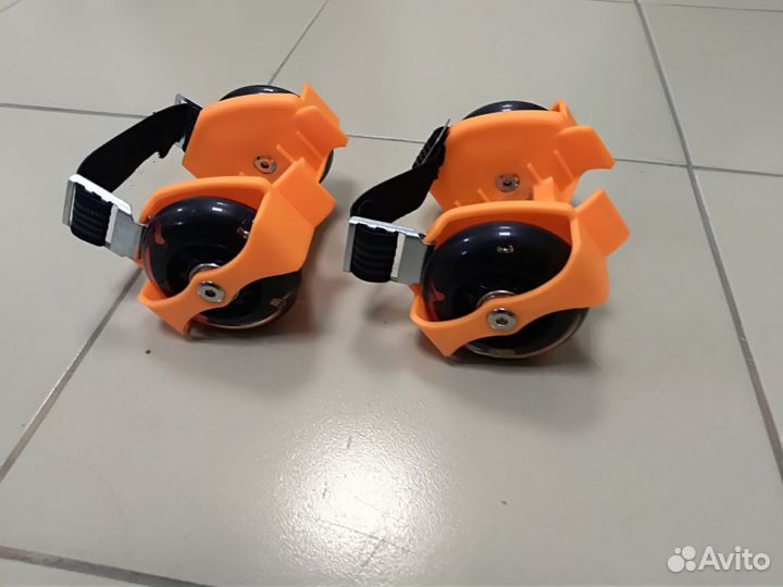 Ролики светящиеся