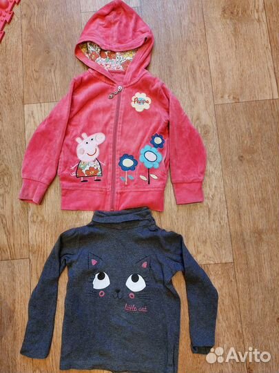 Кофты для девочки пакетом р-р 104