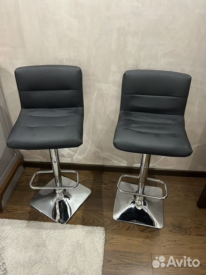 Барный стул