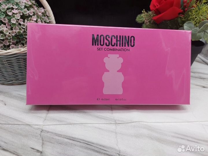 Подарочный набор Moschino 4 по 30 мл