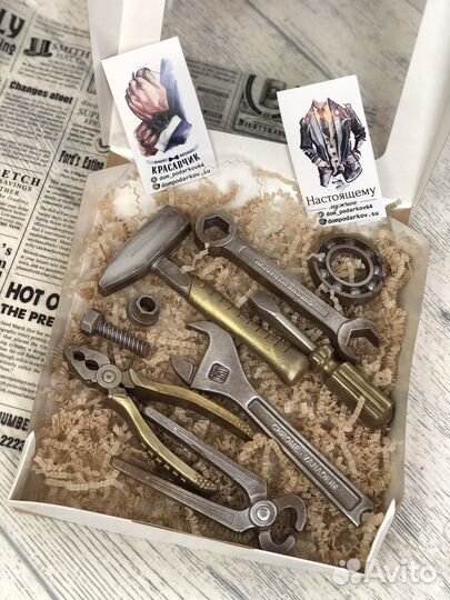 Шоколадные инструменты, вкусный мужской подарок