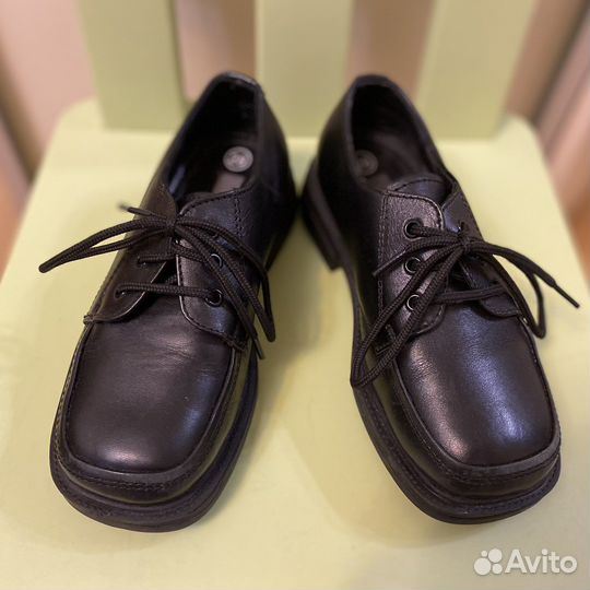 Ботинки р. 28