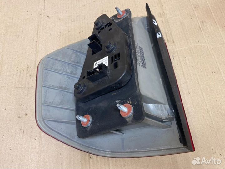 Фонарь задний правый Bmw X3 E83 M54B30