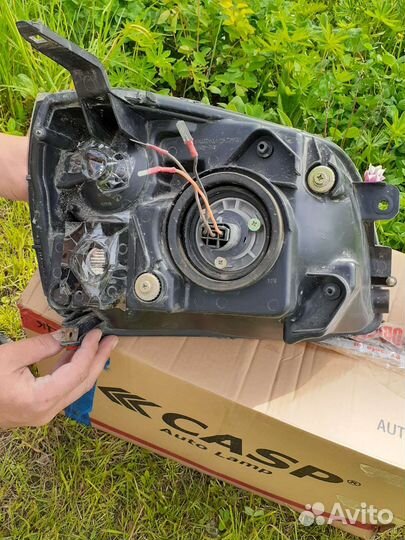 Фары на mitsubishi galant 9