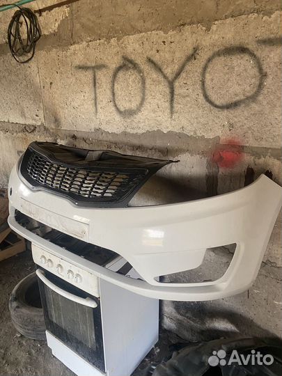 Передний бампер kia rio 3 белый