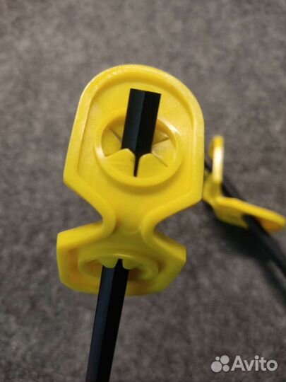 Изолятор для электропастуха / электроизгородь