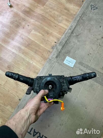 Подрулевой переключатель pajero sport 3 н.в 2018г