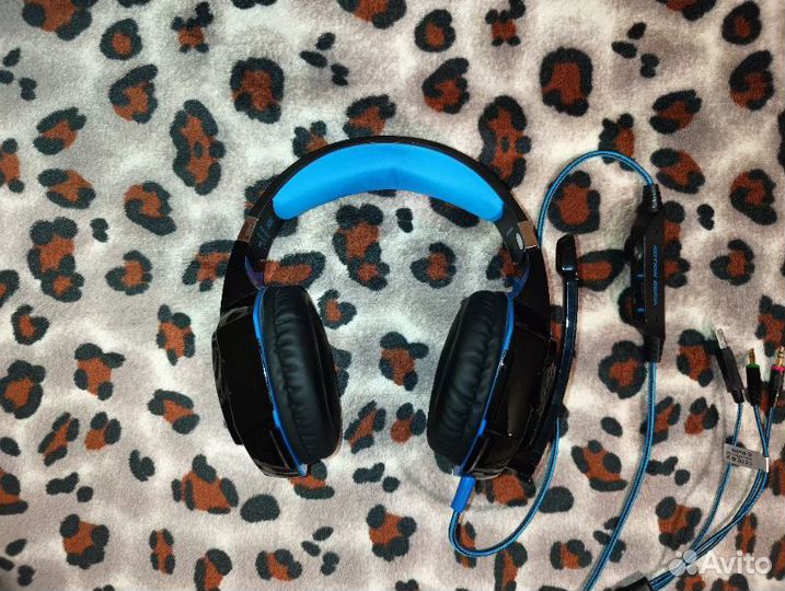 Наушники с гарнитурой