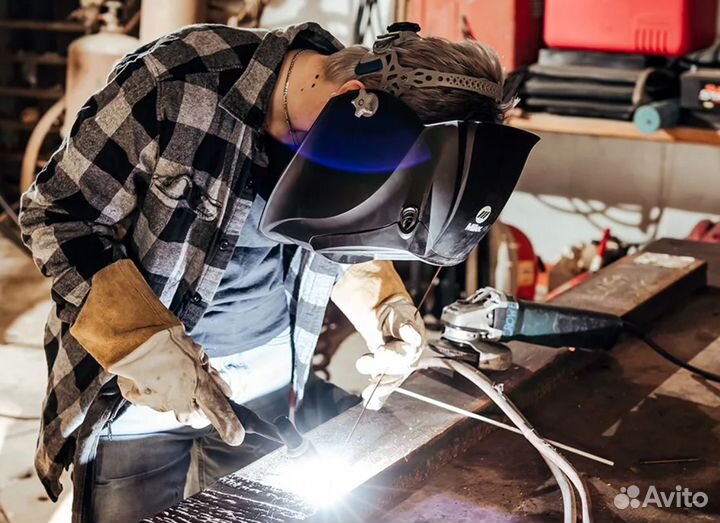 Бригада сварщиков вахта