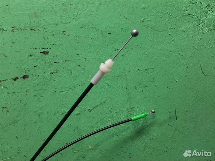 Замок двери передней левой Toyota Verso R2 2009