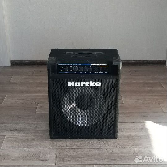 Басовый комбо Hartke KickBack 15