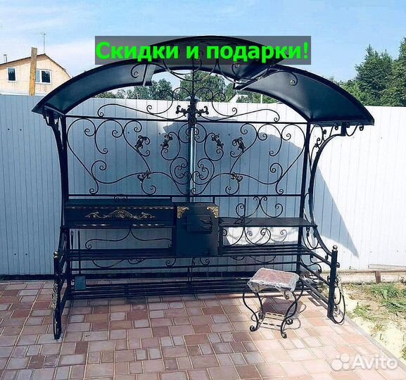 Мангал с крышей