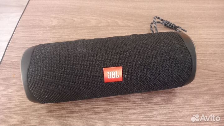 Колонка jbl