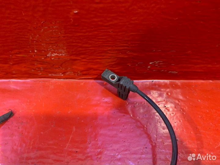 Датчик износа колодок передний Mercedes-Benz