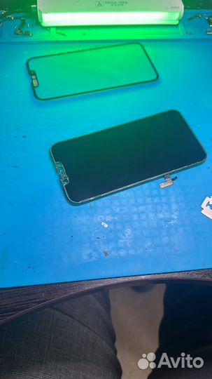 Замена стекла дисплея iPhone