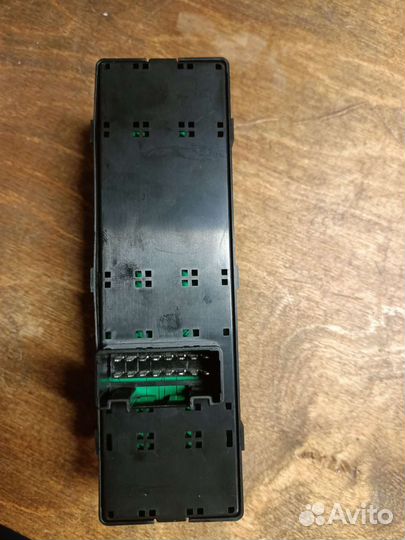 Блок управления стеклоподъемниками Киа Соренто