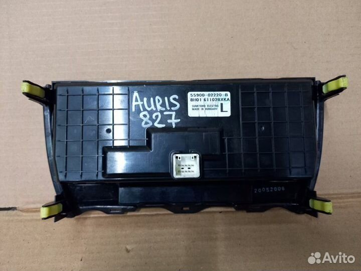 Блок управления климат-контролем Toyota Auris