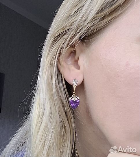 Золотые серьги с аметистом