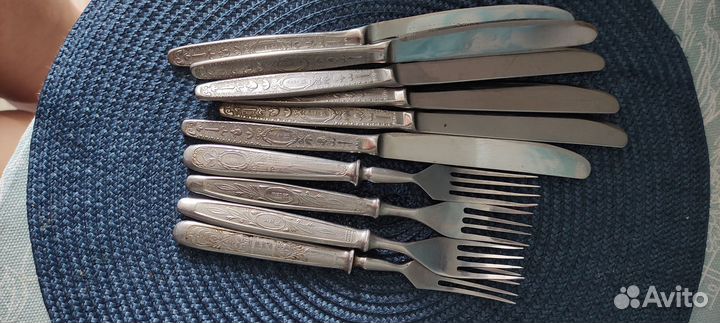 Продаю столовые приборы