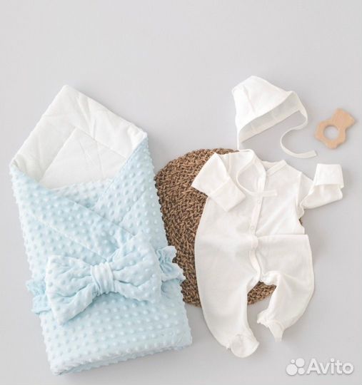 Конверты, комплекты на выписку для новорожденных