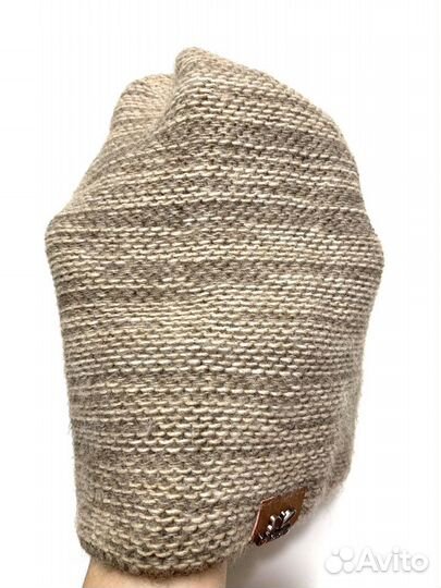 Женская шапка