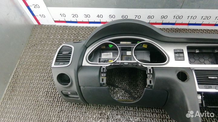 Панель приборов (торпедо) audi Q7 2005