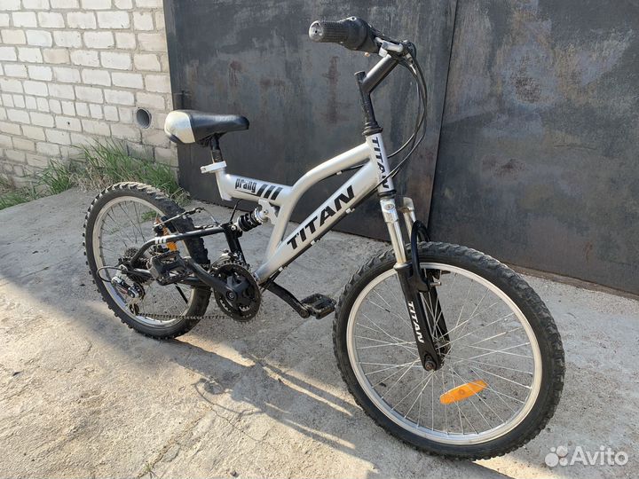 Велосипед скоростной r20