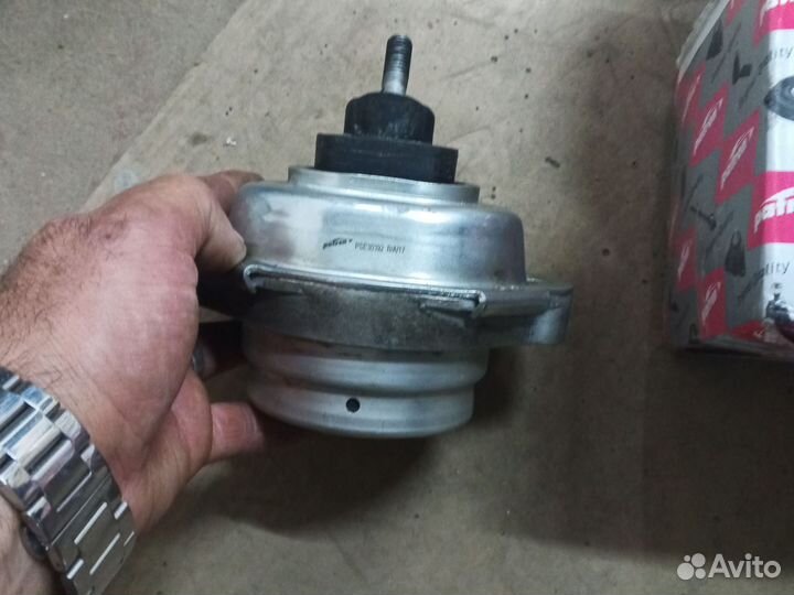 Подушка двигателя бмв е53