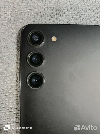 Samsung Galaxy S23, 8/256 ГБ