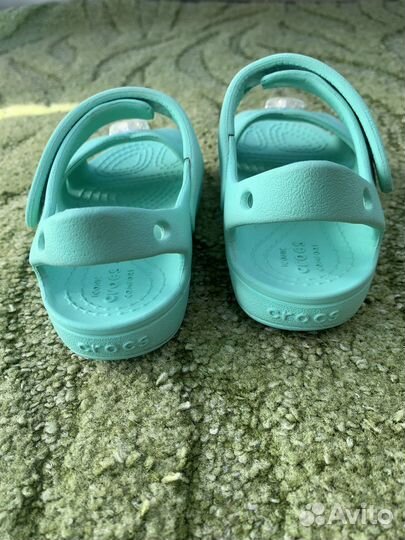 Crocs сандалии c8
