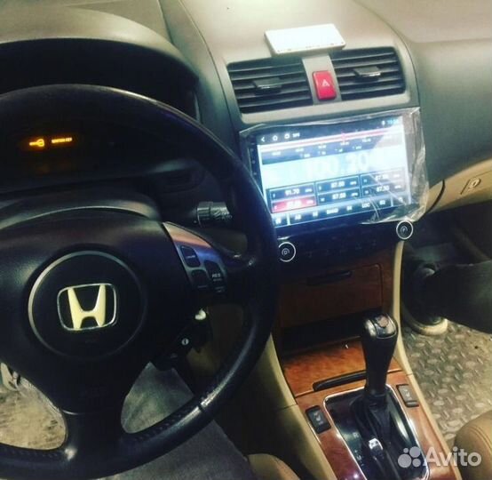 Продажа Андройд магнитол и камер заднего вида