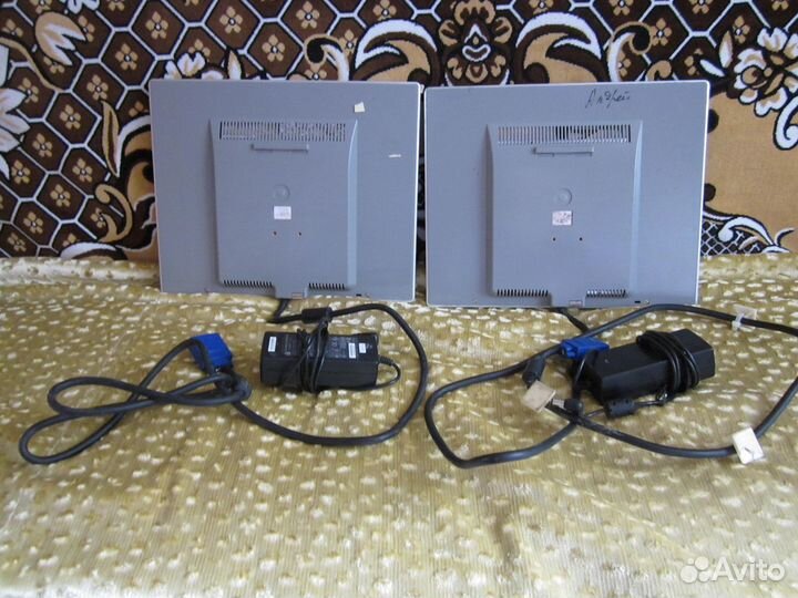 Мониторы LCD 15