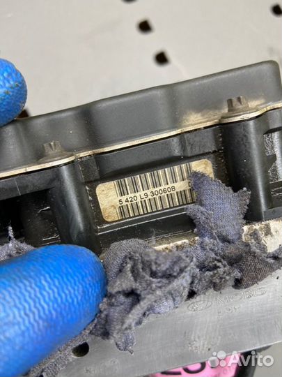 Блок ABS/ESP Hyundai I30 1 FD G4FC 1.6 2009