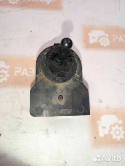 Корректор фар передний правый Lexus Rx300 2007