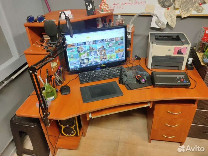 Компьютерный стол