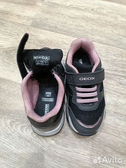 Кроссовки Geox 26 разм