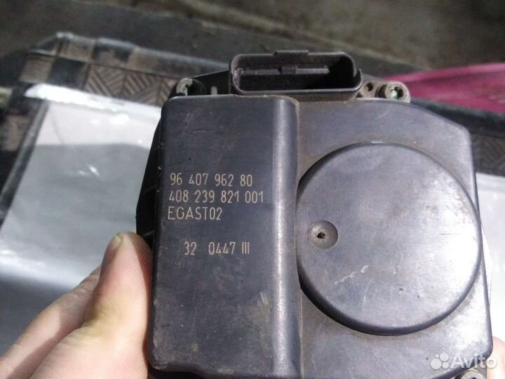 Дроссельная заслонка пежо206, 1.4, citroen