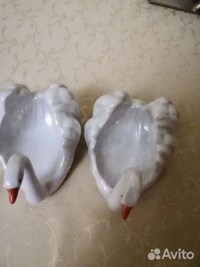 Лебедь фарфоровый, конфетница