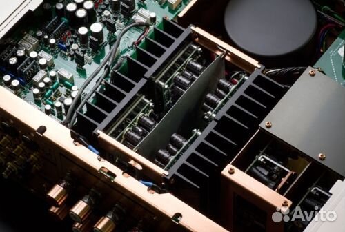 Интегральный усилитель Marantz PM-10 Silver/gold