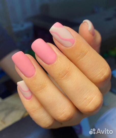 Маникюр на дому