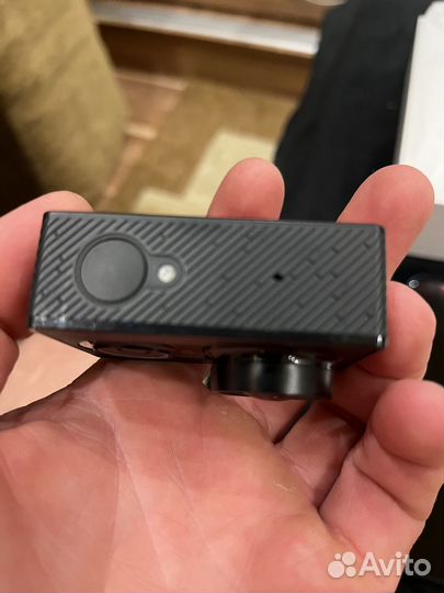 Экшн камера xiaomi yi