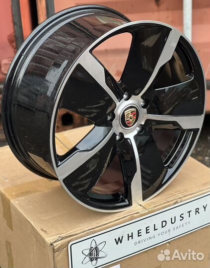 Кованые диски R20 Porsche Taycan Exclusive Black